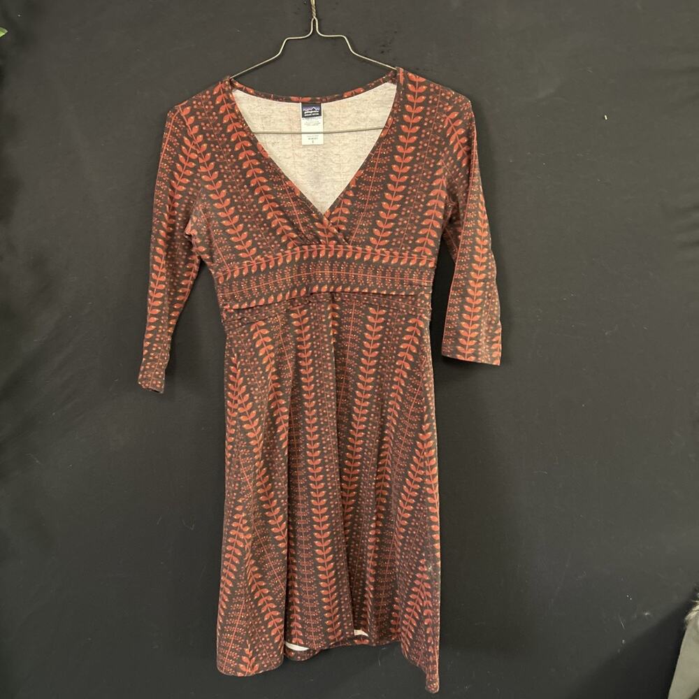 Patagonia Margot Dress Athleisure Fall Botanical Print 3/4 Sleeve Size S EUC